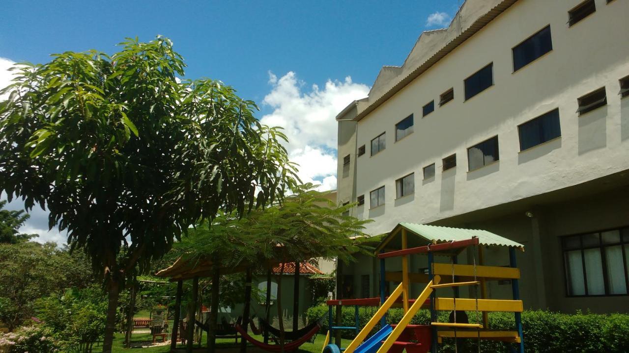 Hotel Santiago Lindoia Exterior photo